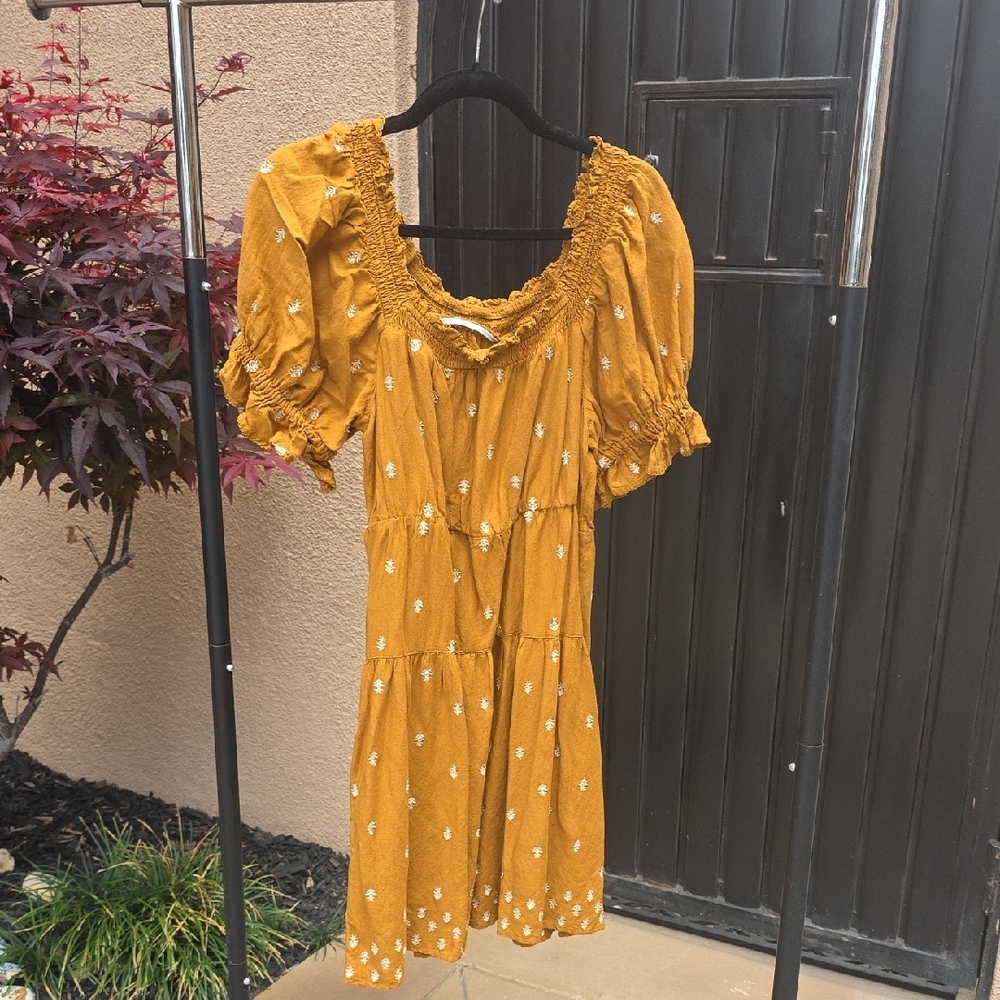 Old Navy Yellow Puff Sleeve Sundress